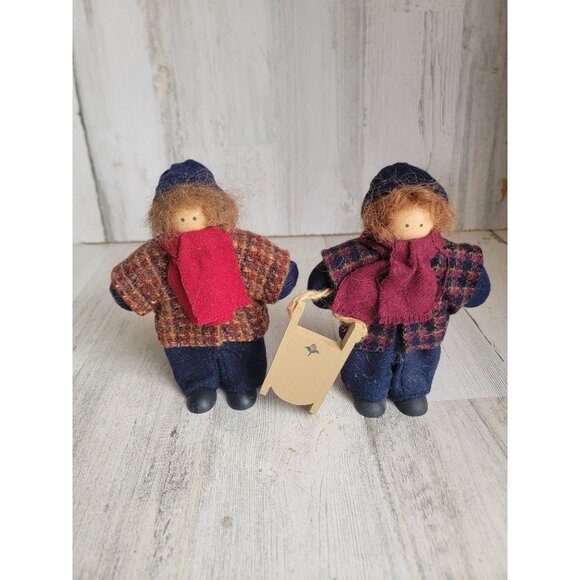 Lizzie High vintage sled girl winter scarf figure set - Picture 1 of 7
